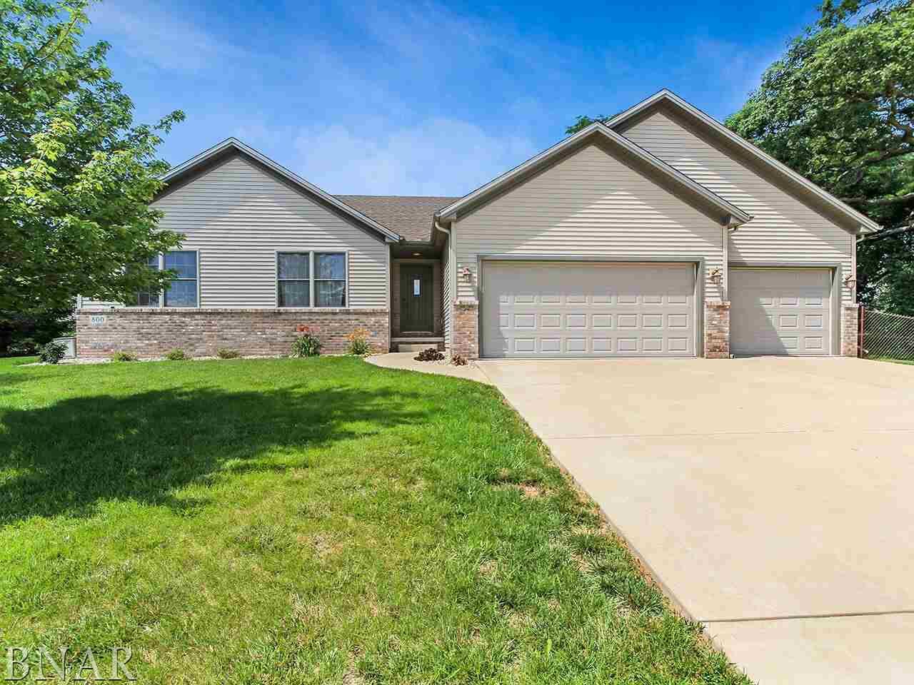 800 Justin Dr., Heyworth $220,000